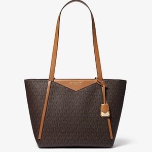 ‼️ SOLD ‼️ Michael Kors Signature Tote